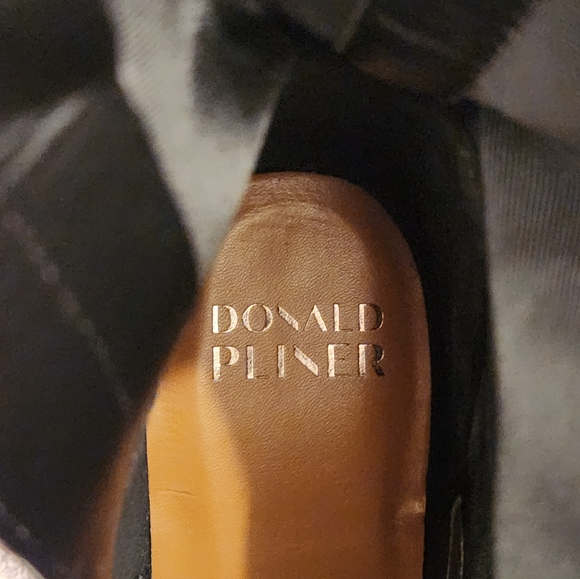 Donald Pliner Black Birminghamd Ankle Boots Sz 7.5 - Picture 8 of 9